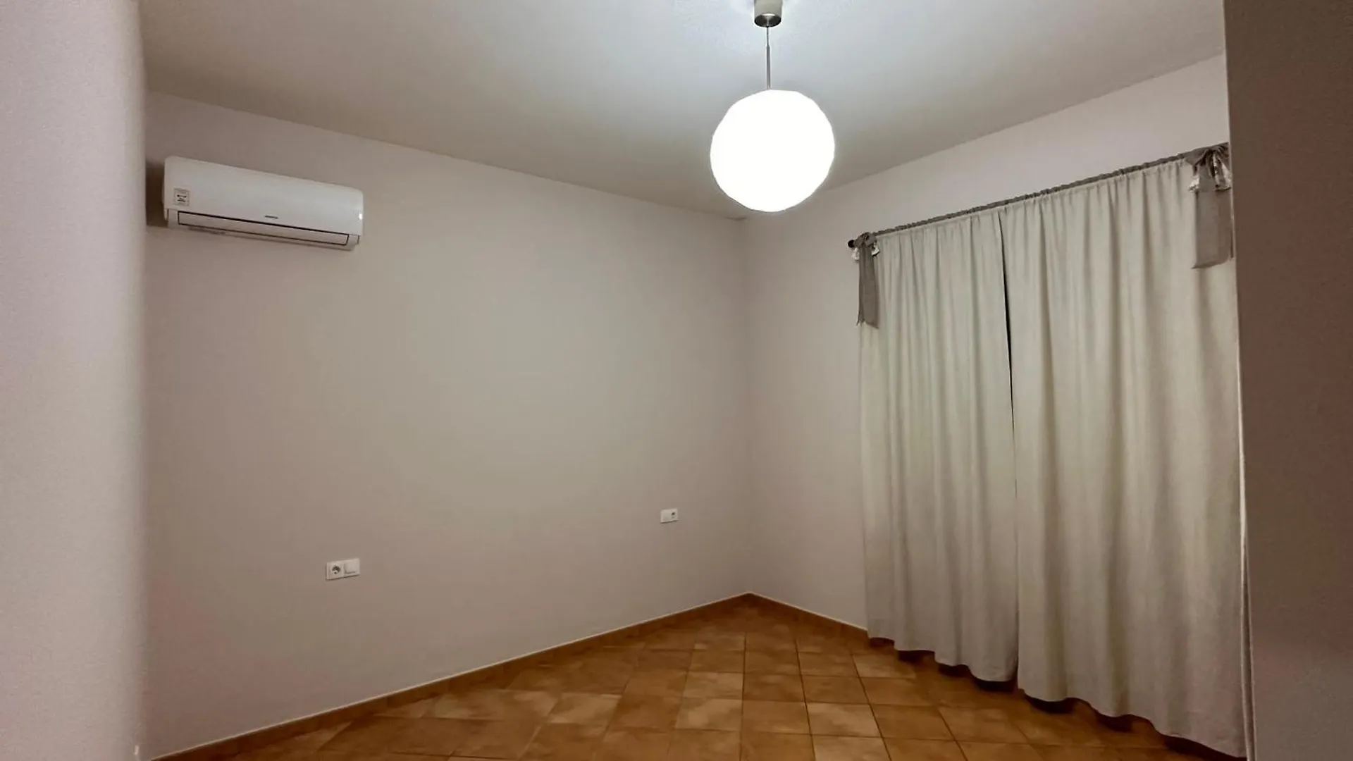 Homestay Chalet La Ramira Apartment Seville